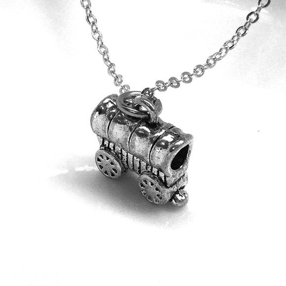 Miniature Western Wagon Wheels Old Fashioned Old West Horse Wagon Charm Necklace - Picture 1 of 2